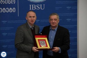 12387763_1696854830552278_1468738853_n