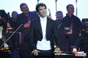 12483626_1009478865762659_89410299_n