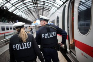 12512089_1007526402624572_1432292146_n