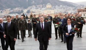 12802782_228800440798321_7343391449161158974_n