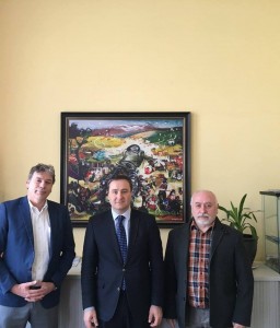 13081906_1280379178657354_2107127346_n