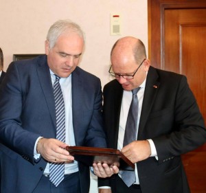 13177158_805983086170359_109262028814867471_n