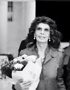 13453848_1323412351020703_1553447266_n