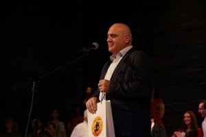 13608146_1340492792645992_828954911_n