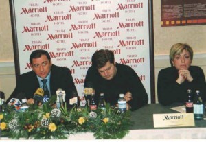 13867136_1356459657715972_1149594093_n