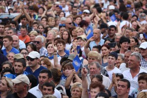 13892034_310009562677408_3219073243216192775_n