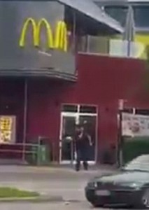 368299D500000578-3703789-The_shocking_footage_purports_to_show_the_gunman_firing_at_the_c-a-21_1469209848003