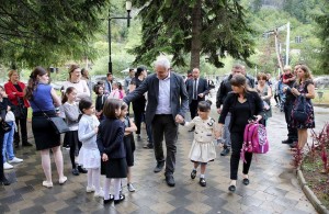 14355750_878368805598453_1468480282366340741_n