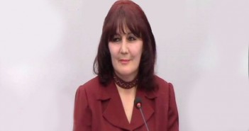 ერთ ღამეში მოქსოვილი 4 წყვილი წინდით გადარჩენილი სკოლა – ჟურნალ „ქართველების“ მთავარი რედაქტორის ცხოვრების პრინციპი ლეილა არჩემაშვილი