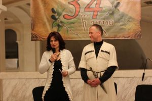 422360_353298024699029_183985152_n