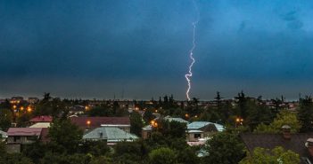 ცხინვალის ერთ-ერთი რაიონს მეხის დაცემის გამო ელექტროენერგიის მიწოდება შეეზღუდა