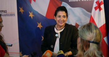 სალომე ზურაბიშვილი ხატია ბუნიათიშვილზე: კარგად ვიცი, ვისი მომხრეა – ხუმრობის უფლება აღარ მაქვს, რადგან პრეზიდენტობის კანდიდატი ვარ?