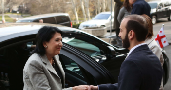“ზურაბიშვილმა სომხეთს პირში უთხრა ის, რისი თქმაც მათთვის გამსახურდიას შემდეგ არავის გაუბედავს”