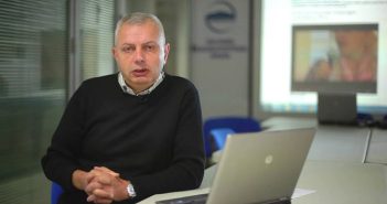 ზურაბ ჯაფარიძე: სააკაშვილს ეშინია, რუსთაველზე მიმდინარე აქციის მუხტი არ დავარდეს, რაც ხელს შეუშლის რევოლუციური სცენარის განვითარებას