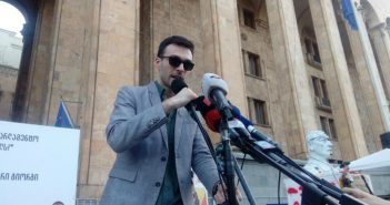 შოთა დიღმელაშვილი: გრიგოლ ვაშაძე ის კაცია, რომელიც ზაფხულში, აქციებზე, სცენაზე კი არა, სცენის უკანაც არ შემოუშვა ჩვენმა დაცვამ