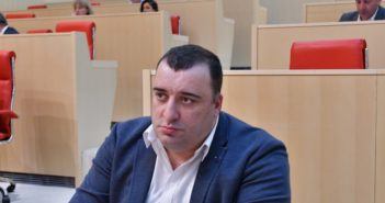 რატი იონათამიშვილი ფინანსთა მინისტრს – კიდევ რა უნდა გაკეთდეს იმისთვის, რომ ქვეყნის მაკროეკონომიკური პროგრესი შეუქცევადი იყოს