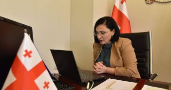 სოფო კილაძე ონლაინკონფერენციით მუნიციპალიტეტის მერებსა და საკრებულოს თავმჯდომარეებს ბავშვის უფლებათა კოდექსის შესახებ ესაუბრა